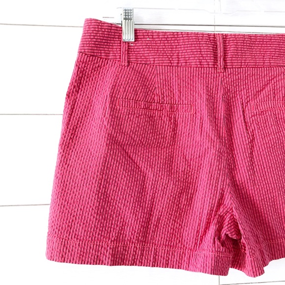 ❌SOLD❌ LOFT Red Blue Striped Seersucker Shorts - Picture 7 of 8